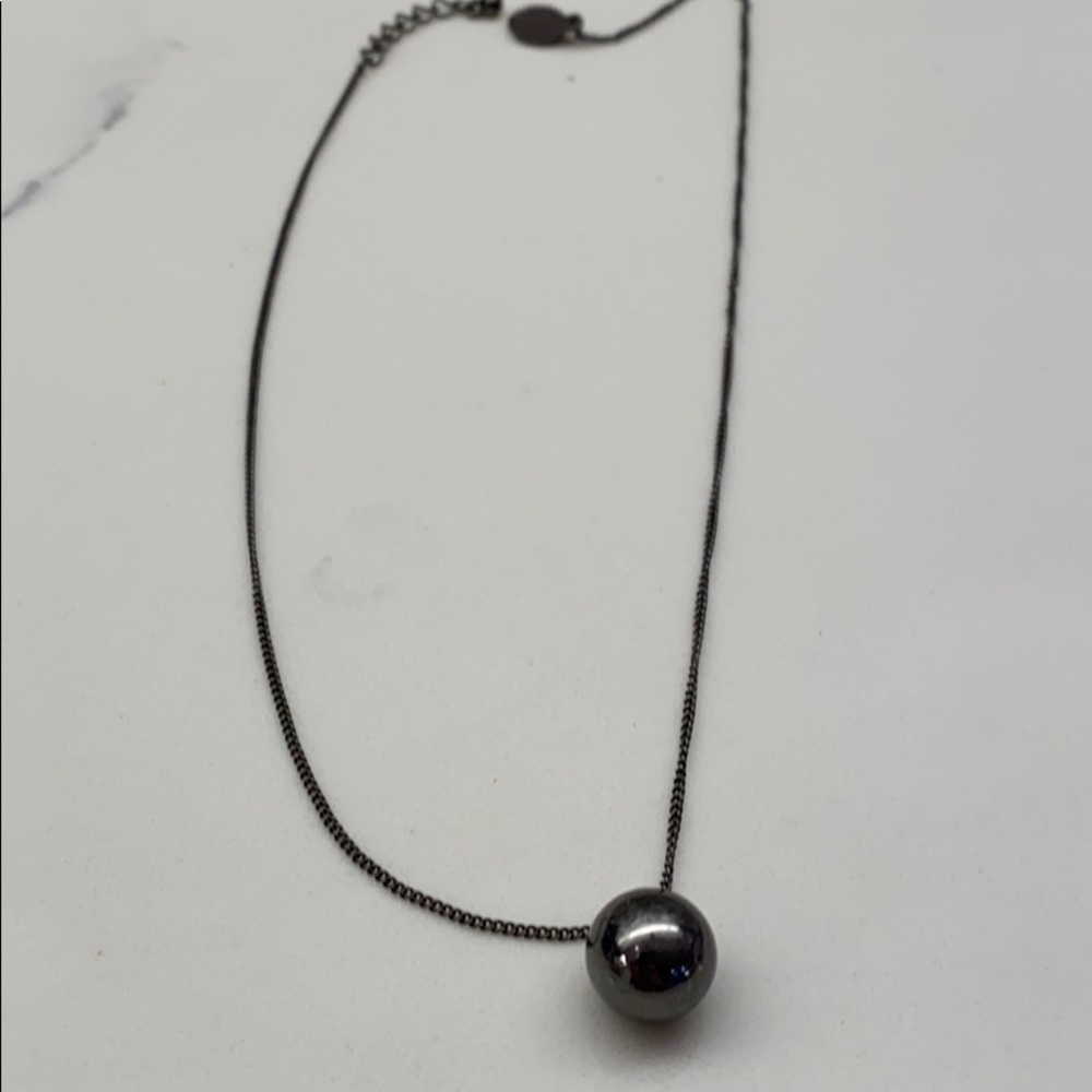 Space gray ball necklace
